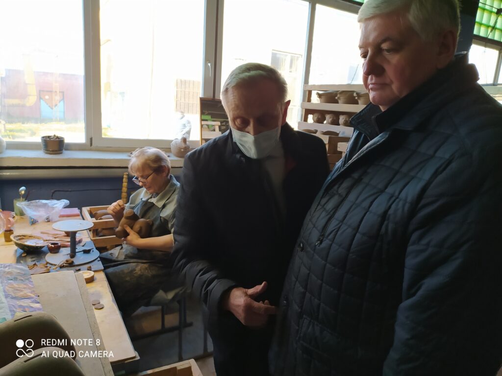 (без названия)