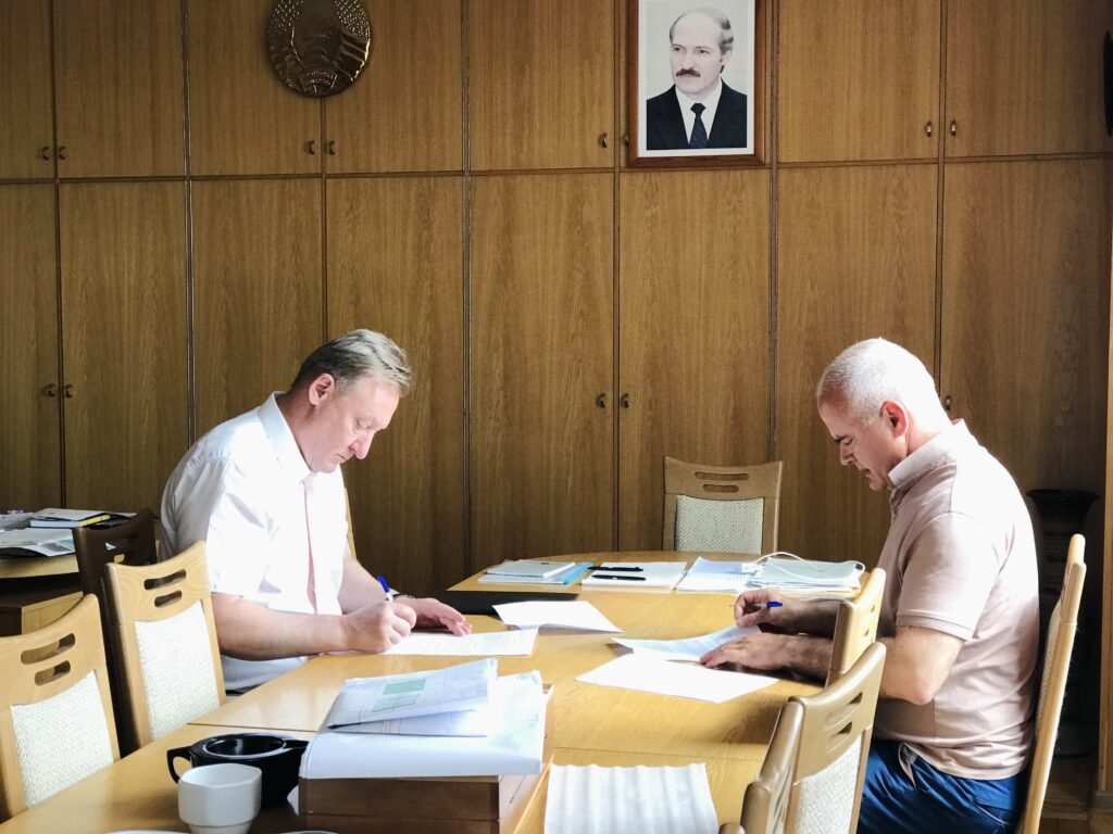 Общество с ограниченной ответственностью "КЕРАМИКА ГЖЕЛИ" и открытое акционерное общество "Белхудожкерамика" заключили договор о сотрудничестве