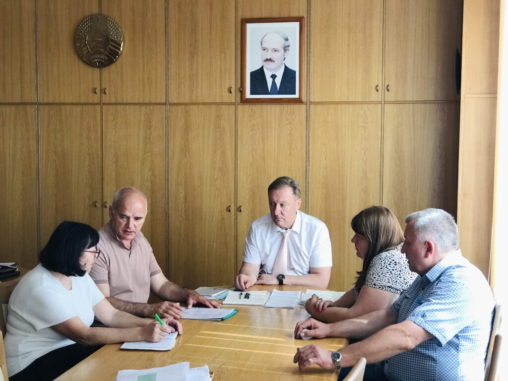 Общество с ограниченной ответственностью "КЕРАМИКА ГЖЕЛИ" и открытое акционерное общество "Белхудожкерамика" заключили договор о сотрудничестве