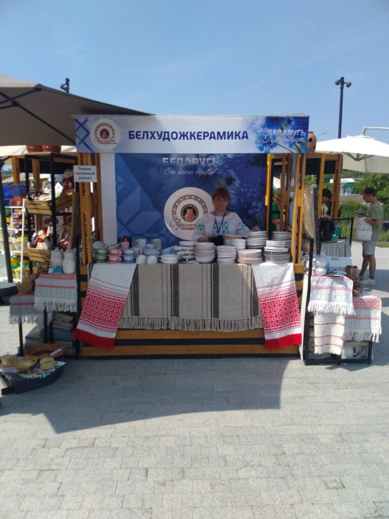 Белхудожкерамика на национальной ярмарке-фестивале «От всего сердца» в рамках выставки «ИННОПРОМ»