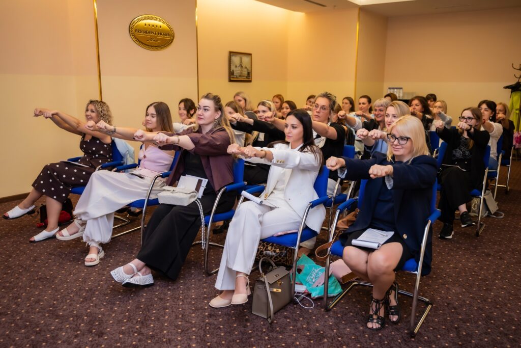 В системе Управления делами Президента Республики Беларусь проходит серия региональных женских форумов